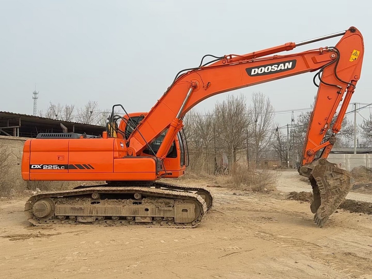 Used DOOSAN DX225LC Crawler Excavator for Sale - 图片 6