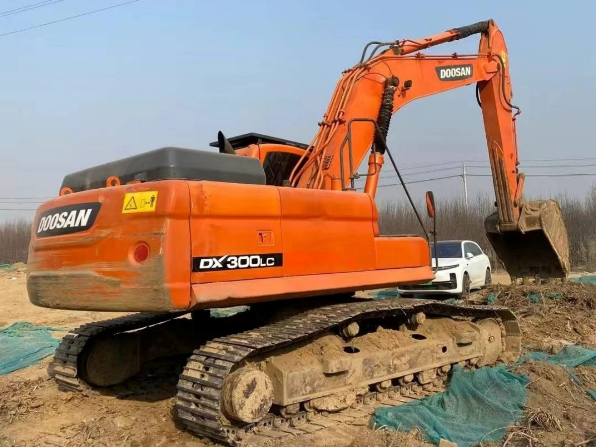 Used DOOSAN DX300LC Crawler Excavator for Sale - 图片 2
