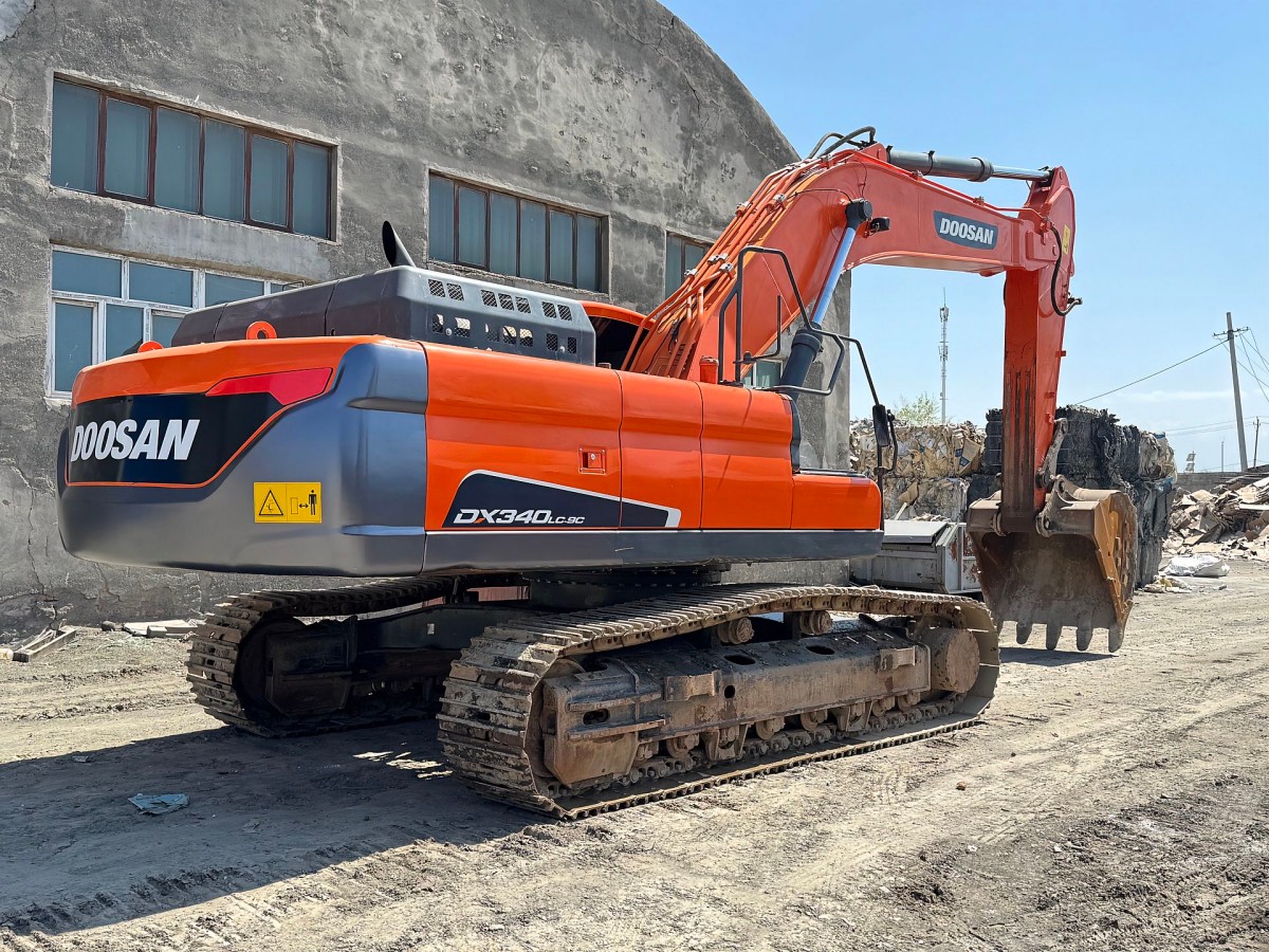 Used DOOSAN DX340LC-9C Crawler Excavator for Sale