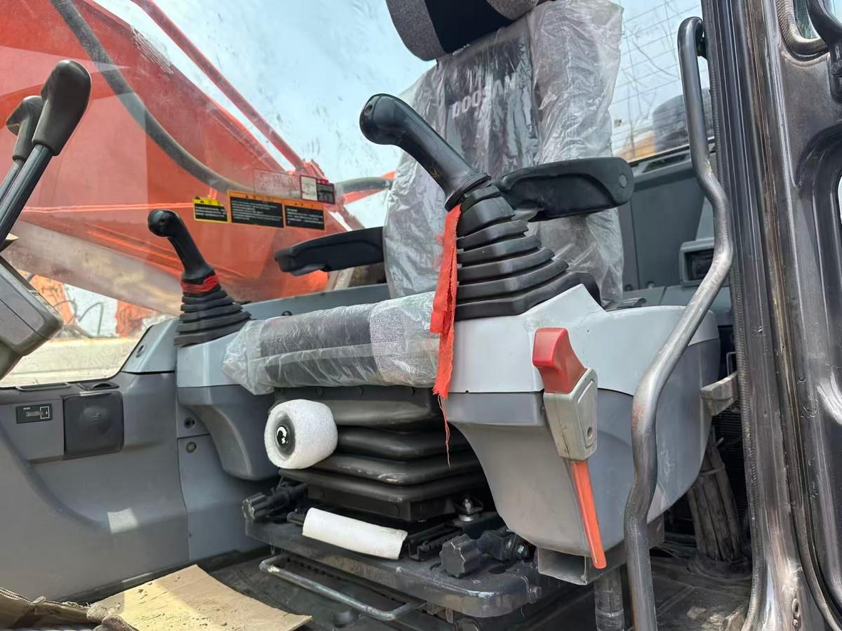 Used DOOSAN DX340LC Crawler Excavator for Sale - 图片 4
