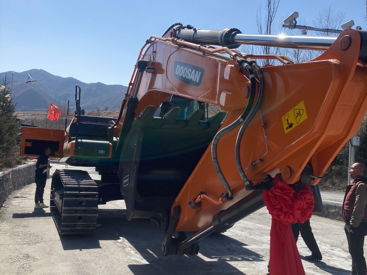 Used DOOSAN DX380LC-9C Crawler Excavator for Sale - 图片 6