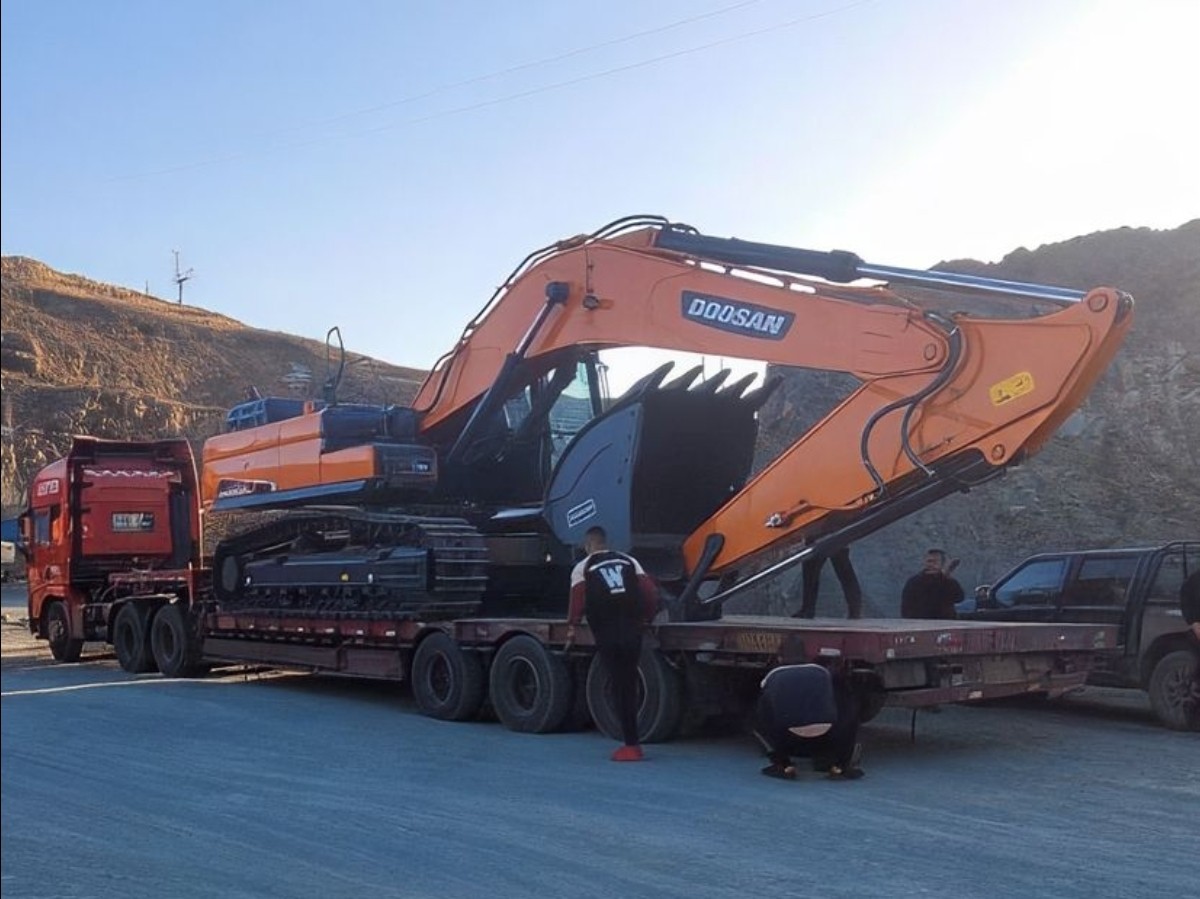 Used DOOSAN DX380LC-9C Crawler Excavator for Sale - 图片 7