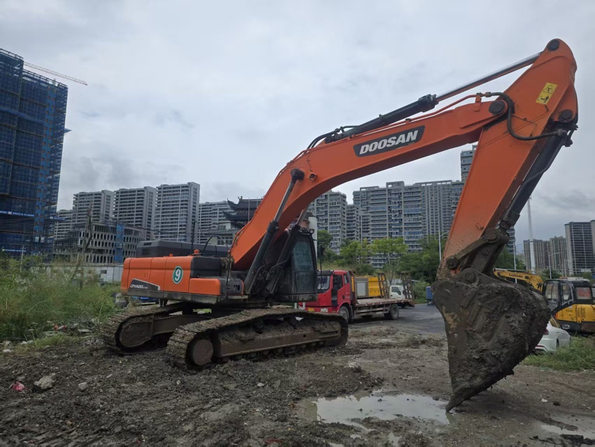 Used DOOSAN DX420LC-9C Crawler Excavator for Sale - 图片 3