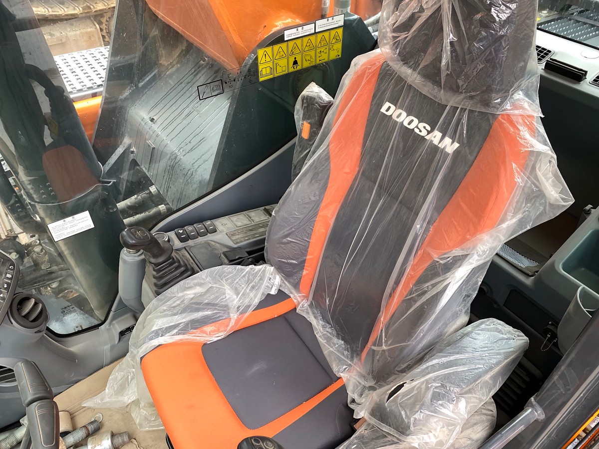 Used DOOSAN DX560LC-9C Crawler Excavator for Sale - 图片 11