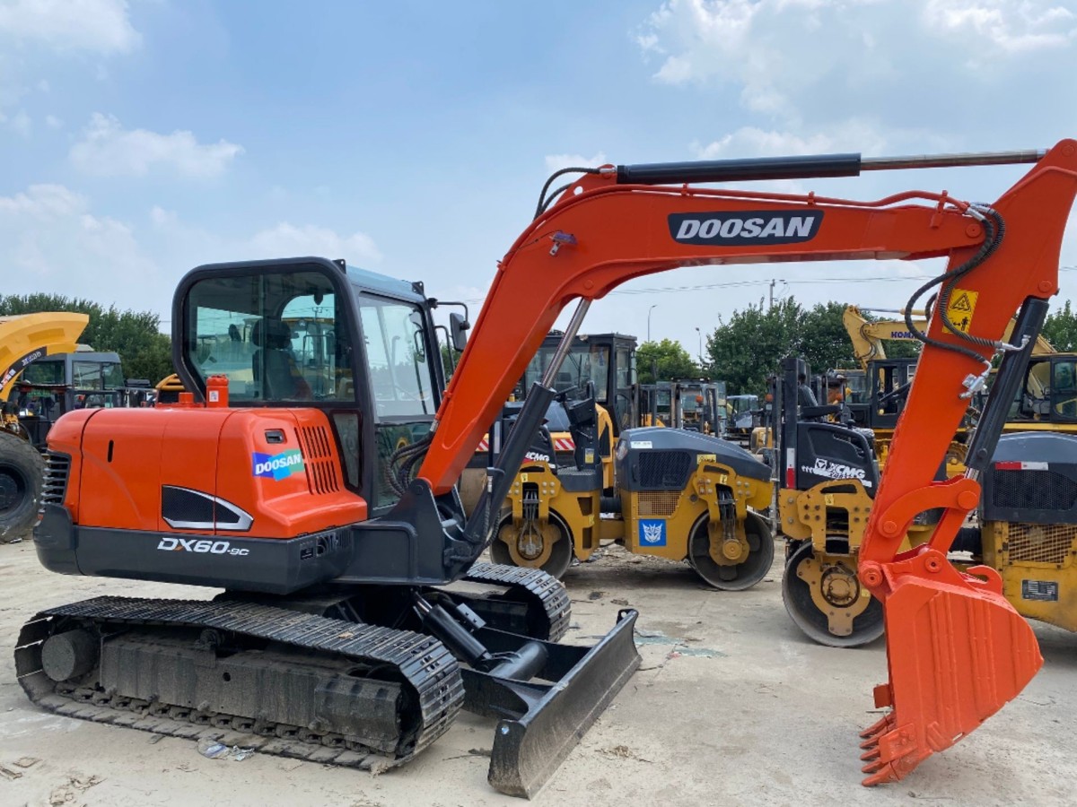 Used DOOSAN DX60-9C Crawler Excavator for Sale - 图片 3