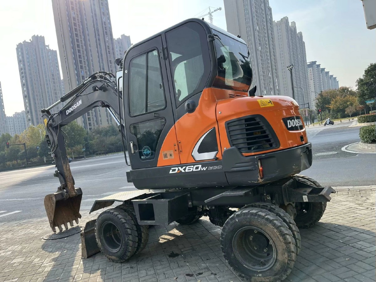 Used DOOSAN DX60W Wheel Excavator for Sale - 图片 5