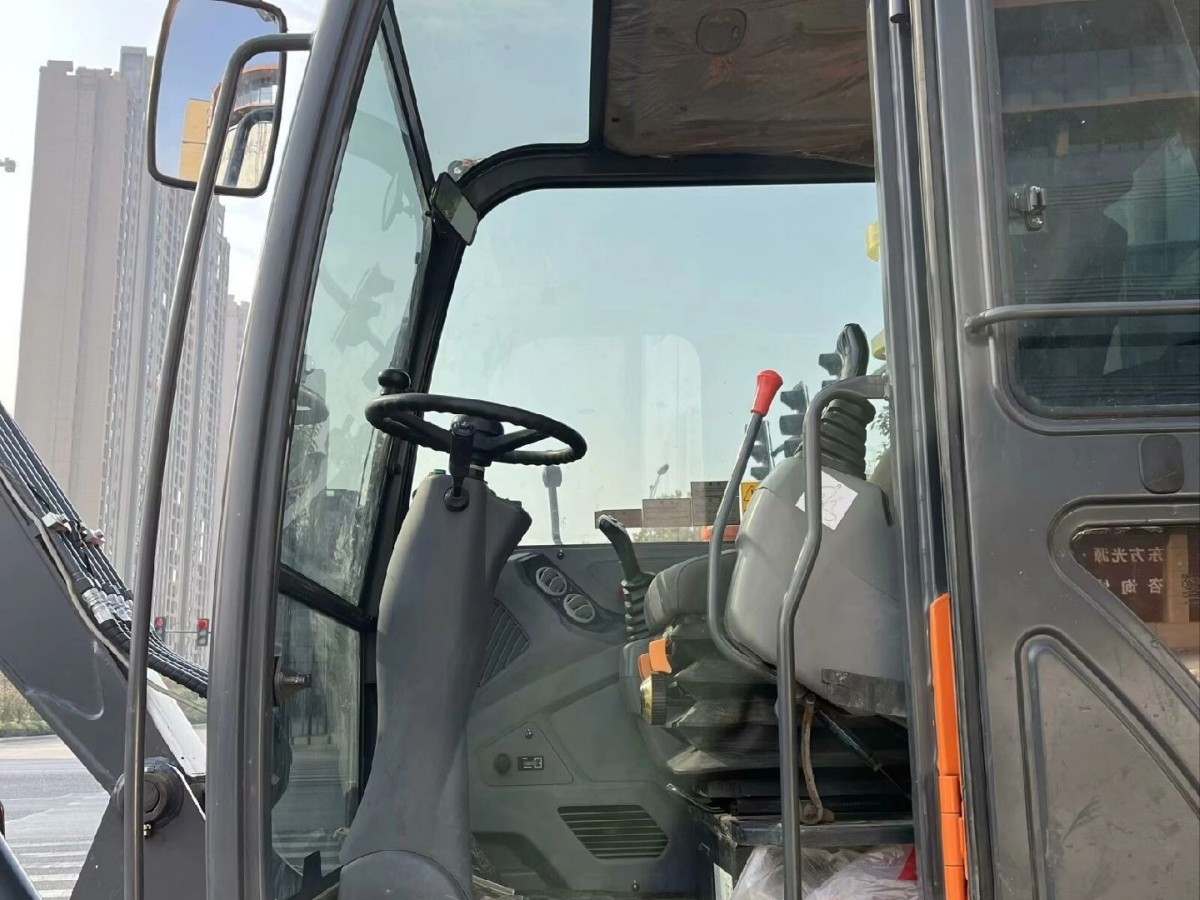 Used DOOSAN DX60W Wheel Excavator for Sale - 图片 8