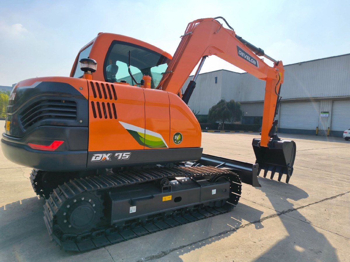 New Develon DX75 Crawler Excavator for Sale - 图片 4