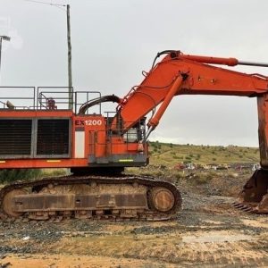 Used Hitachi EX1200 Crawler Excavator for Sale
