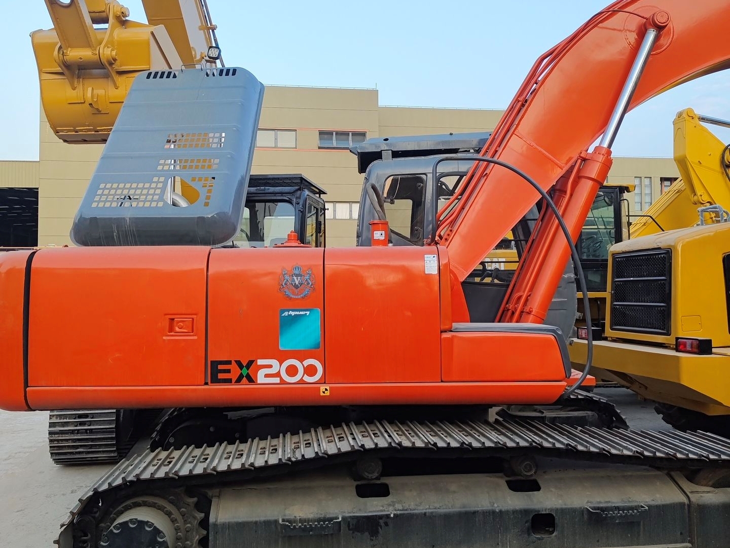 Used Hitachi EX200-1 Crawler Excavator for Sale - 图片 3