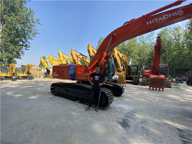 Used Hitachi EX200-3 Crawler Excavator for Sale - 图片 10