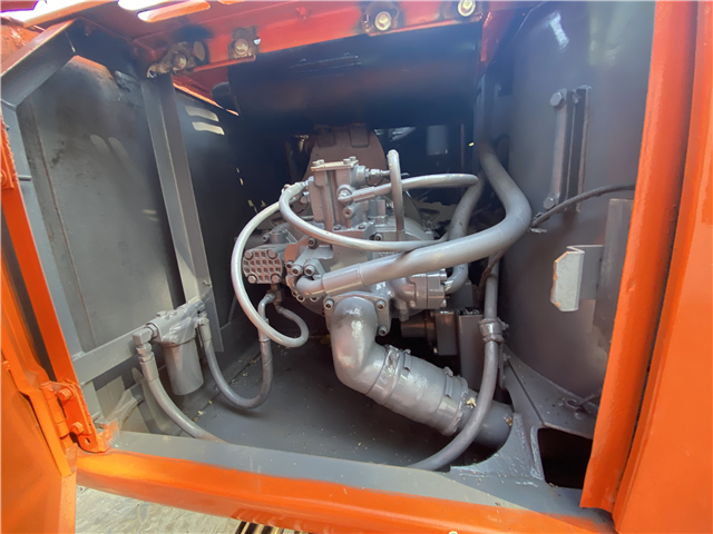 Used Hitachi EX200-3 Crawler Excavator for Sale - 图片 2