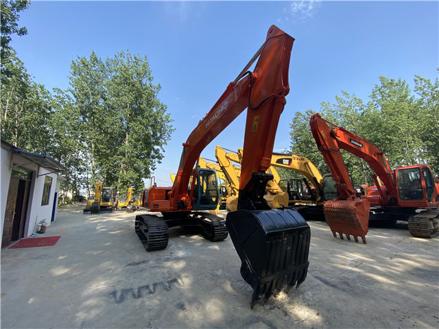 Used Hitachi EX200-3 Crawler Excavator for Sale - 图片 9
