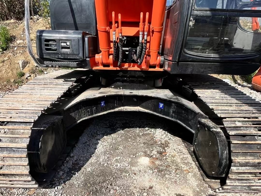 Used Hitachi EX200 Crawler Excavator for Sale - 图片 3