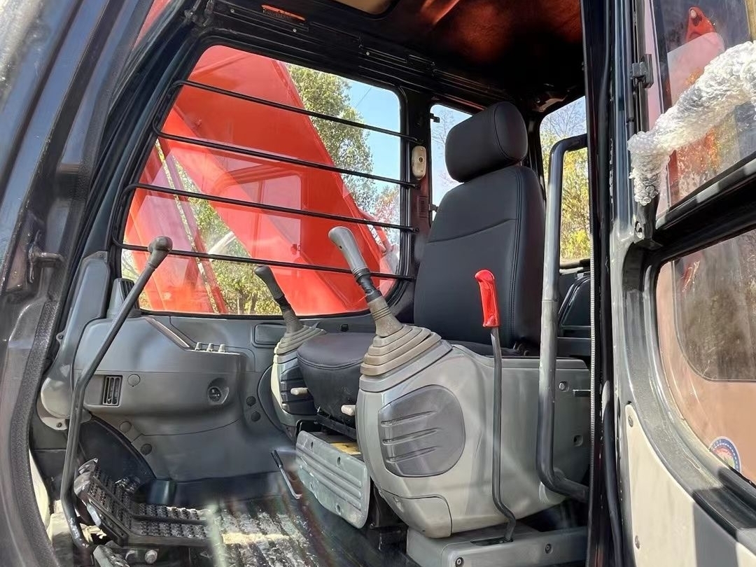 Used Hitachi EX200 Crawler Excavator for Sale - 图片 5