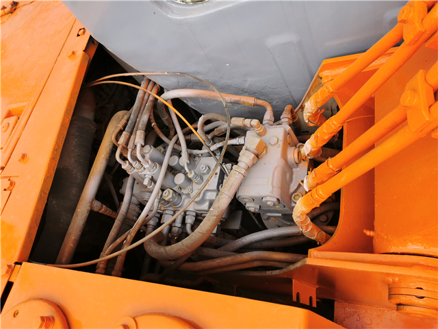 Used Hitachi EX60 Crawler Excavator for Sale - 图片 2