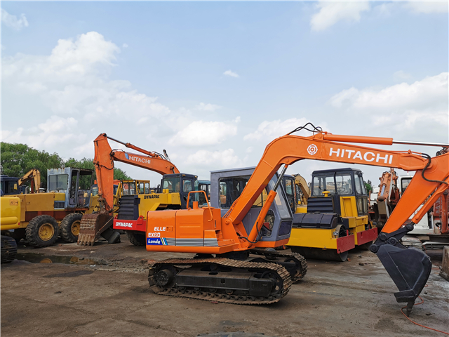Used Hitachi EX60 Crawler Excavator for Sale - 图片 3