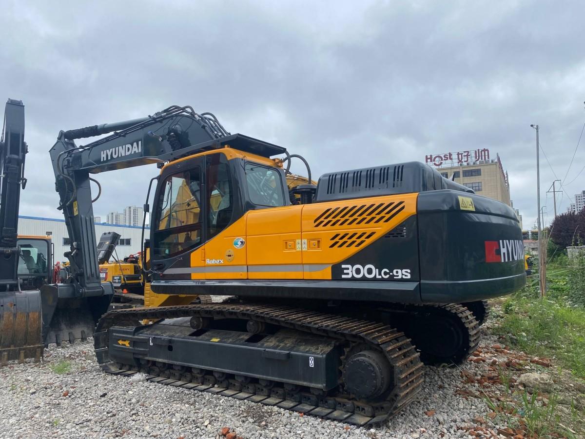 Used Hyundai R300LC-9S Crawler Excavator for Sale