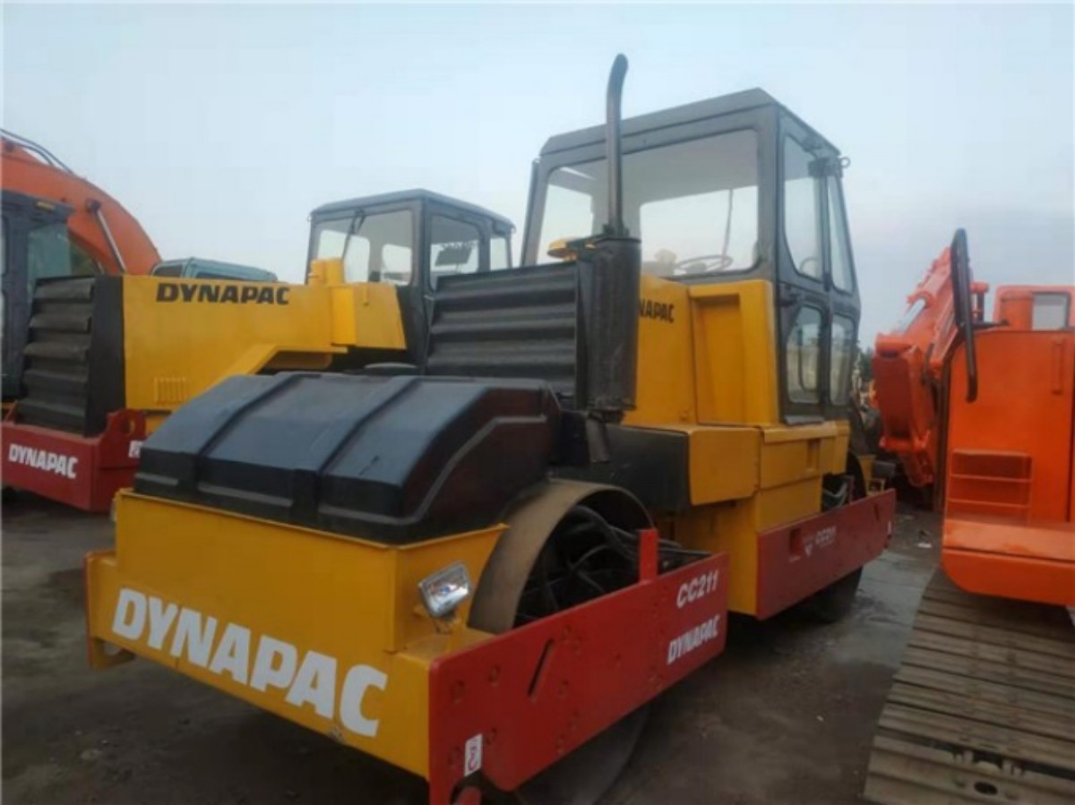 Used Dynapac CC211 Road Roller for Sale