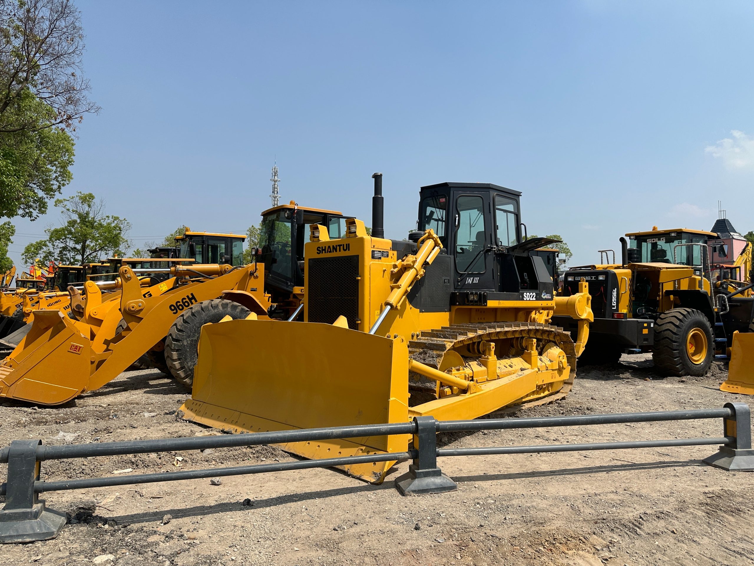 Used Shantui SD22 Bulldozer for Sale front view