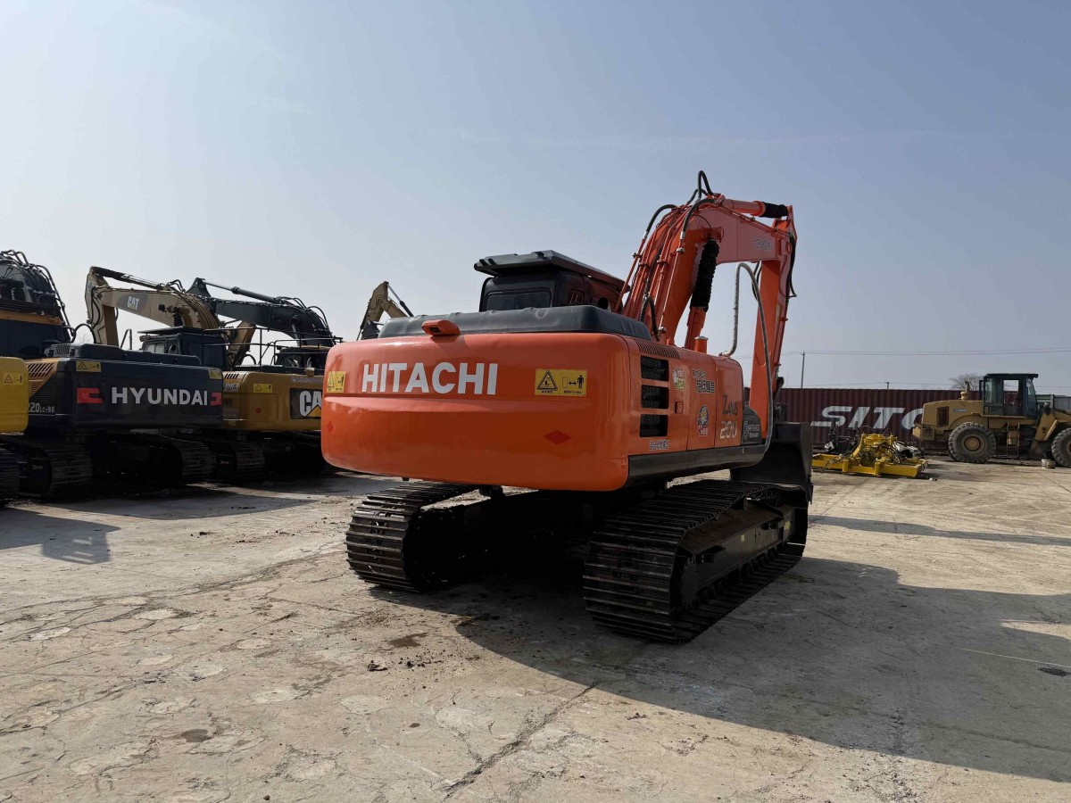 Used Hitachi ZX200-3 Crawler Excavator for Sale - 图片 7