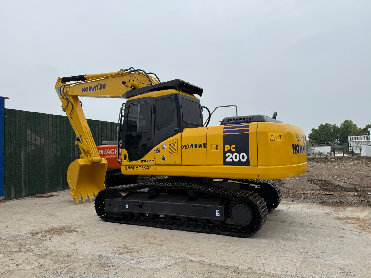 Used Komatsu PC200-8 Crawler Excavator for Sale - 图片 4