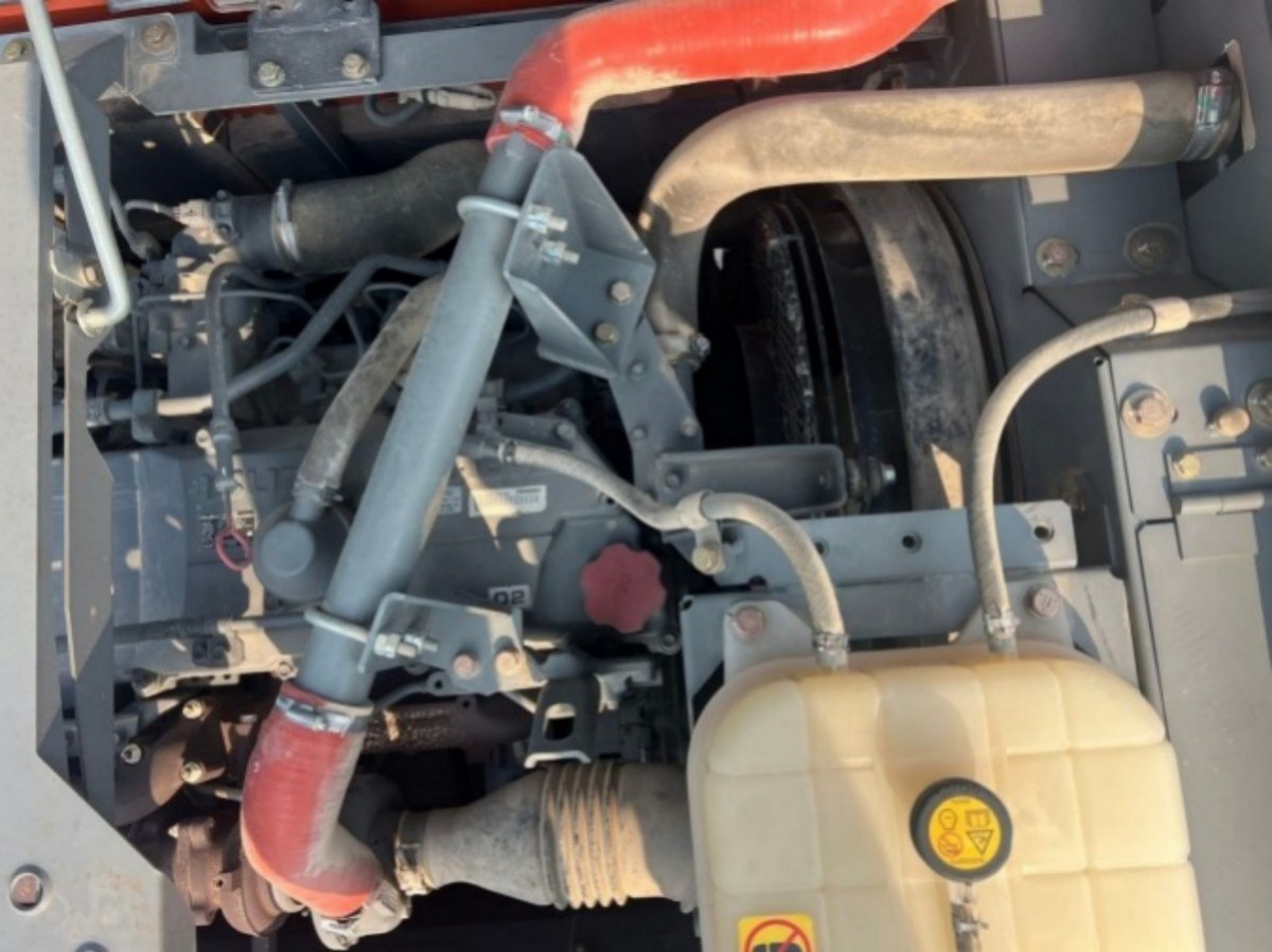 Used Hitachi ZX200-5A Crawler Excavator for Sale - 图片 9