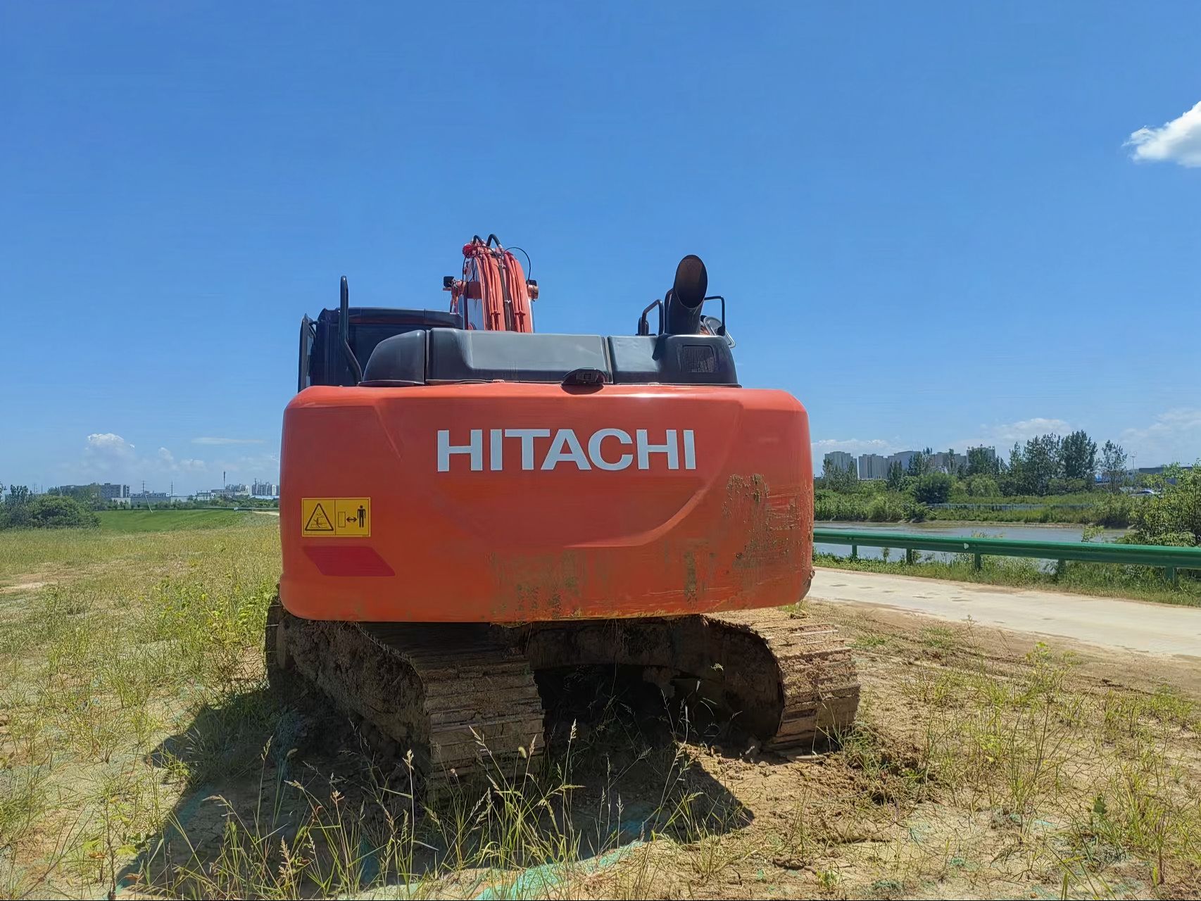 Used Hitachi ZX200C-6A Crawler Excavator for Sale - 图片 4