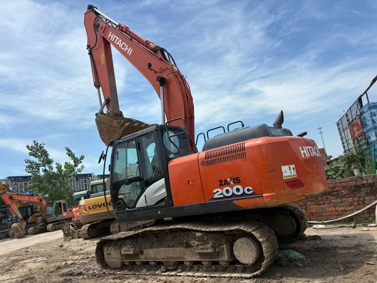 Used Hitachi ZX200C-6A Crawler Excavator for Sale - 图片 5