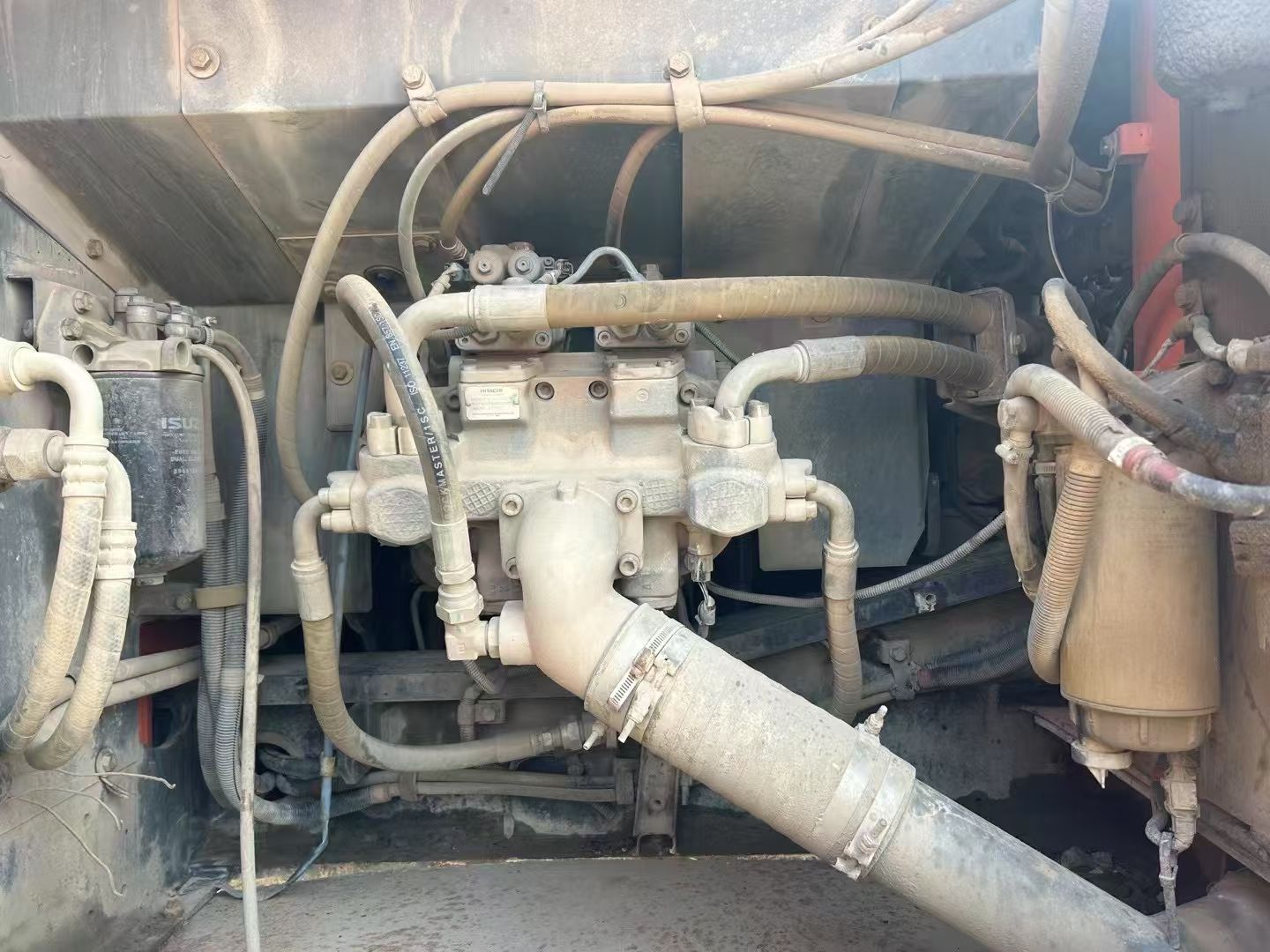 Used Hitachi ZX240-5A Crawler Excavator for Sale - 图片 6