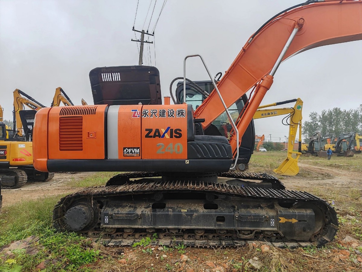 Used Hitachi ZX240 Crawler Excavator for Sale - 图片 3