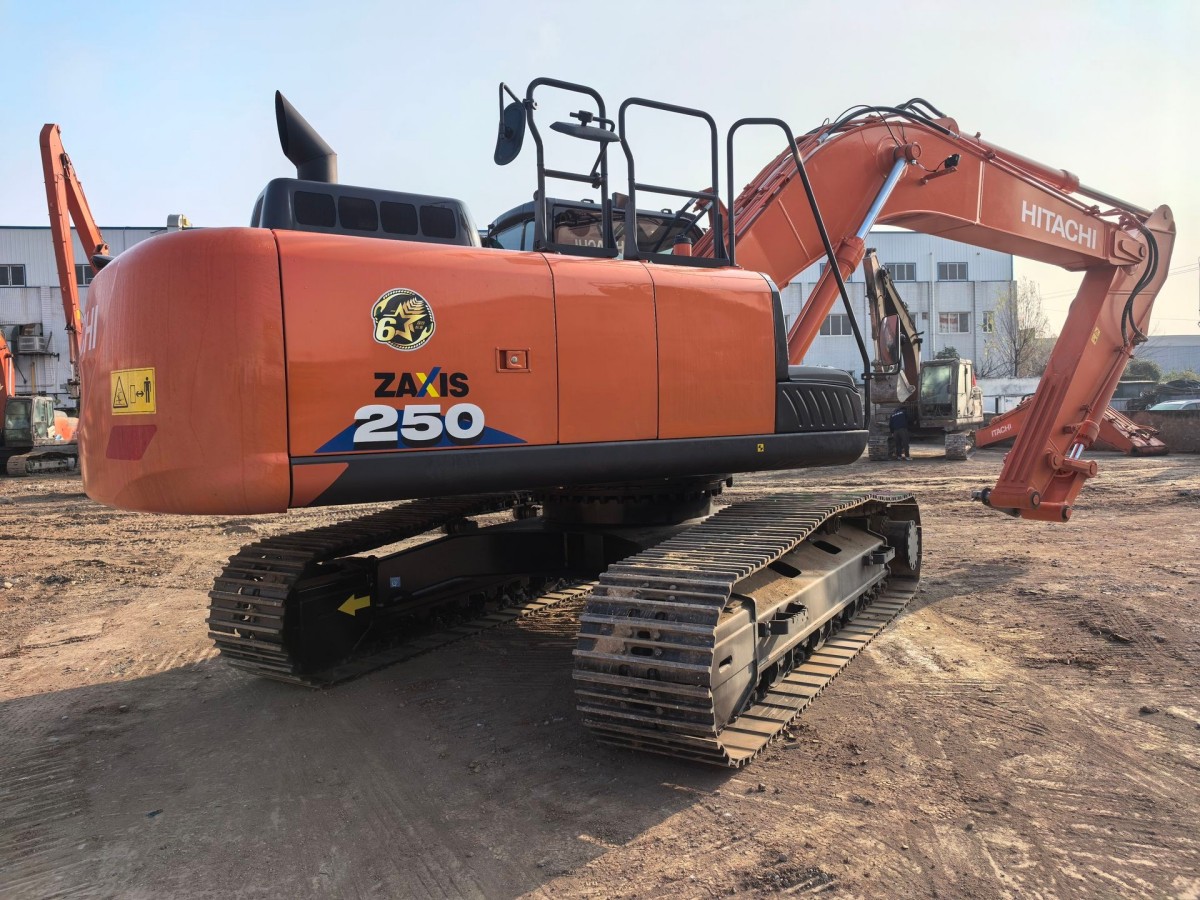 Used Hitachi ZX250-6A Crawler Excavator for Sale - 图片 3