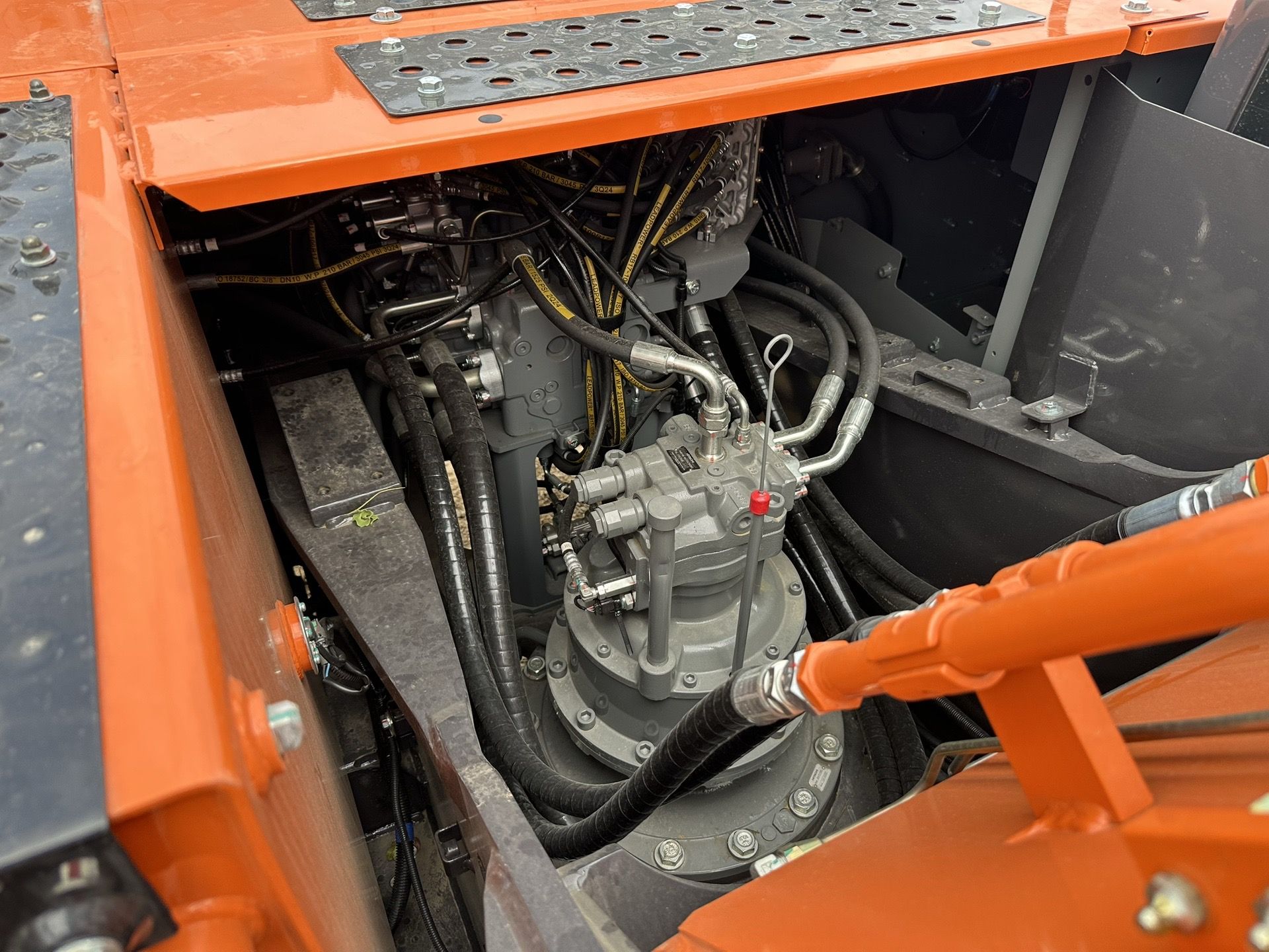 New Hitachi ZX250-6A Crawler Excavator for Sale - 图片 9
