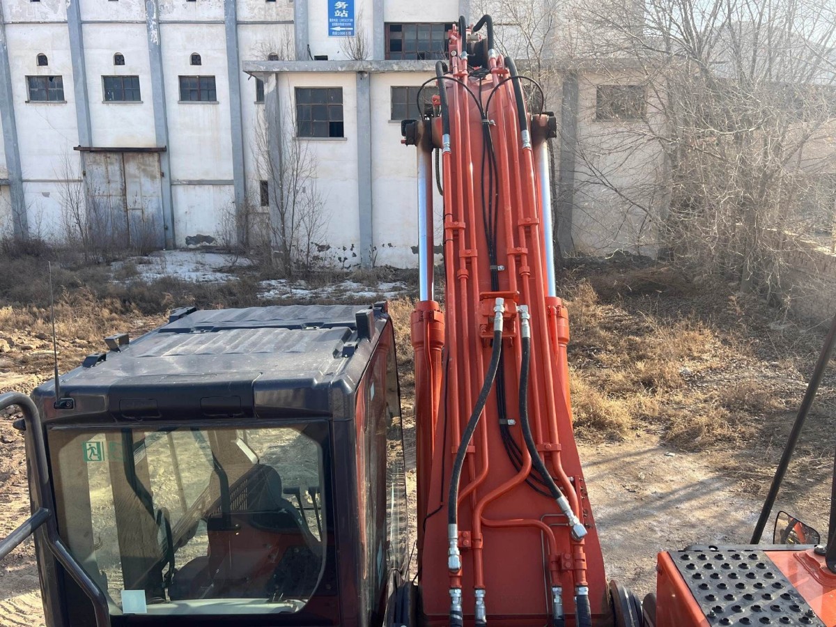 Used Hitachi ZX250 Crawler Excavator for Sale - 图片 8