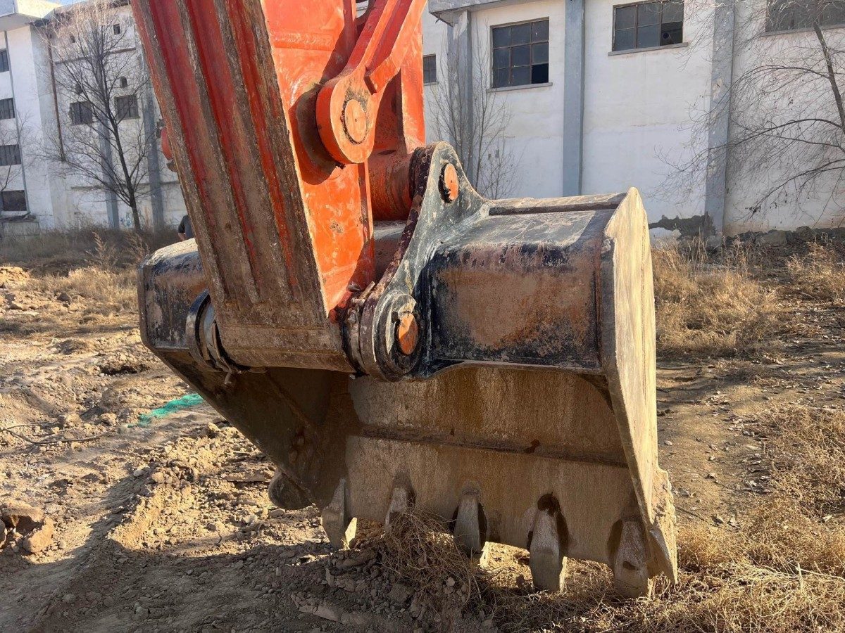 Used Hitachi ZX250 Crawler Excavator for Sale - 图片 7