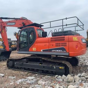 Used DOOSAN DX300LC-9C Crawler Excavator for Sale