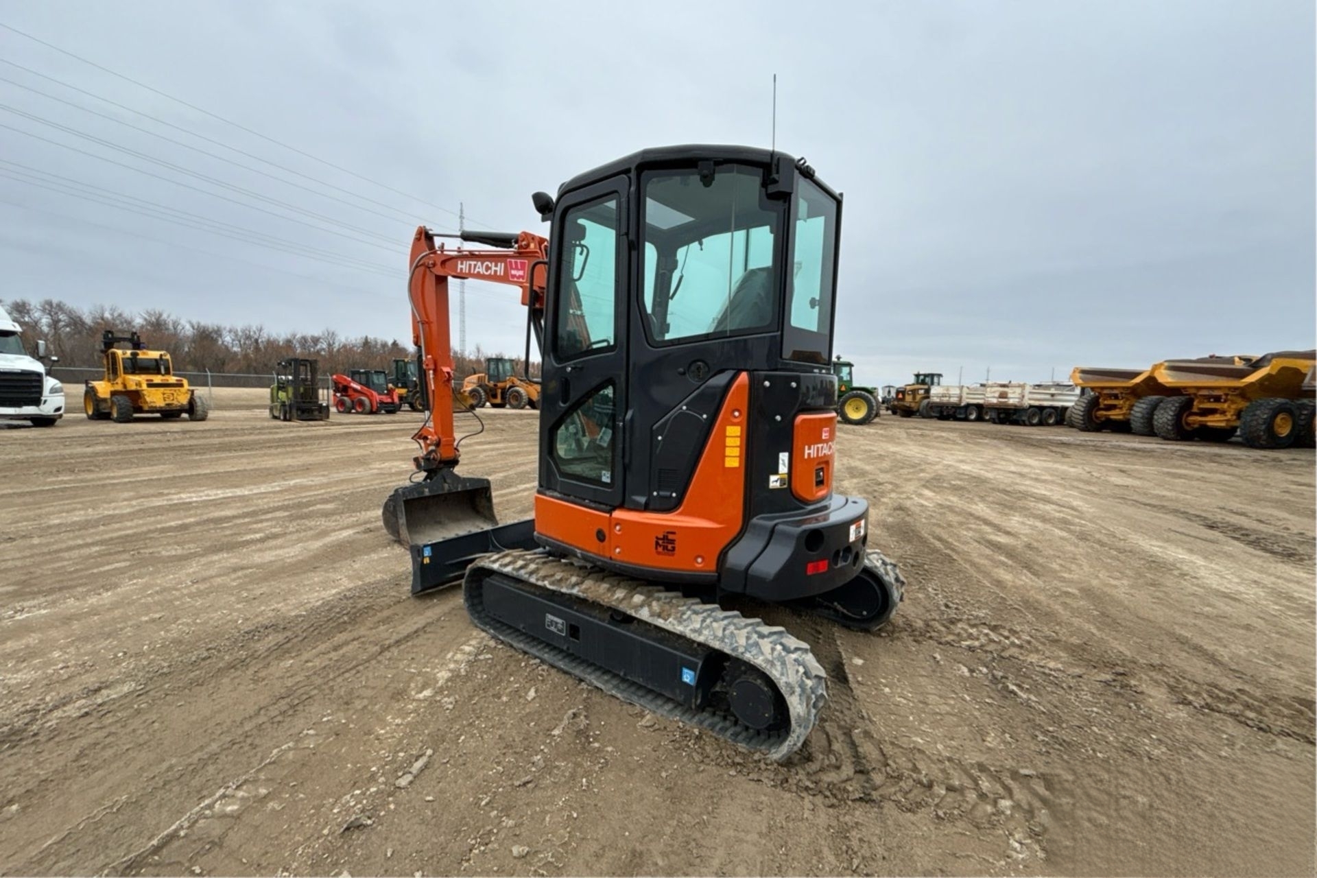 Used Hitachi ZX35U Crawler Excavator for Sale - 图片 4