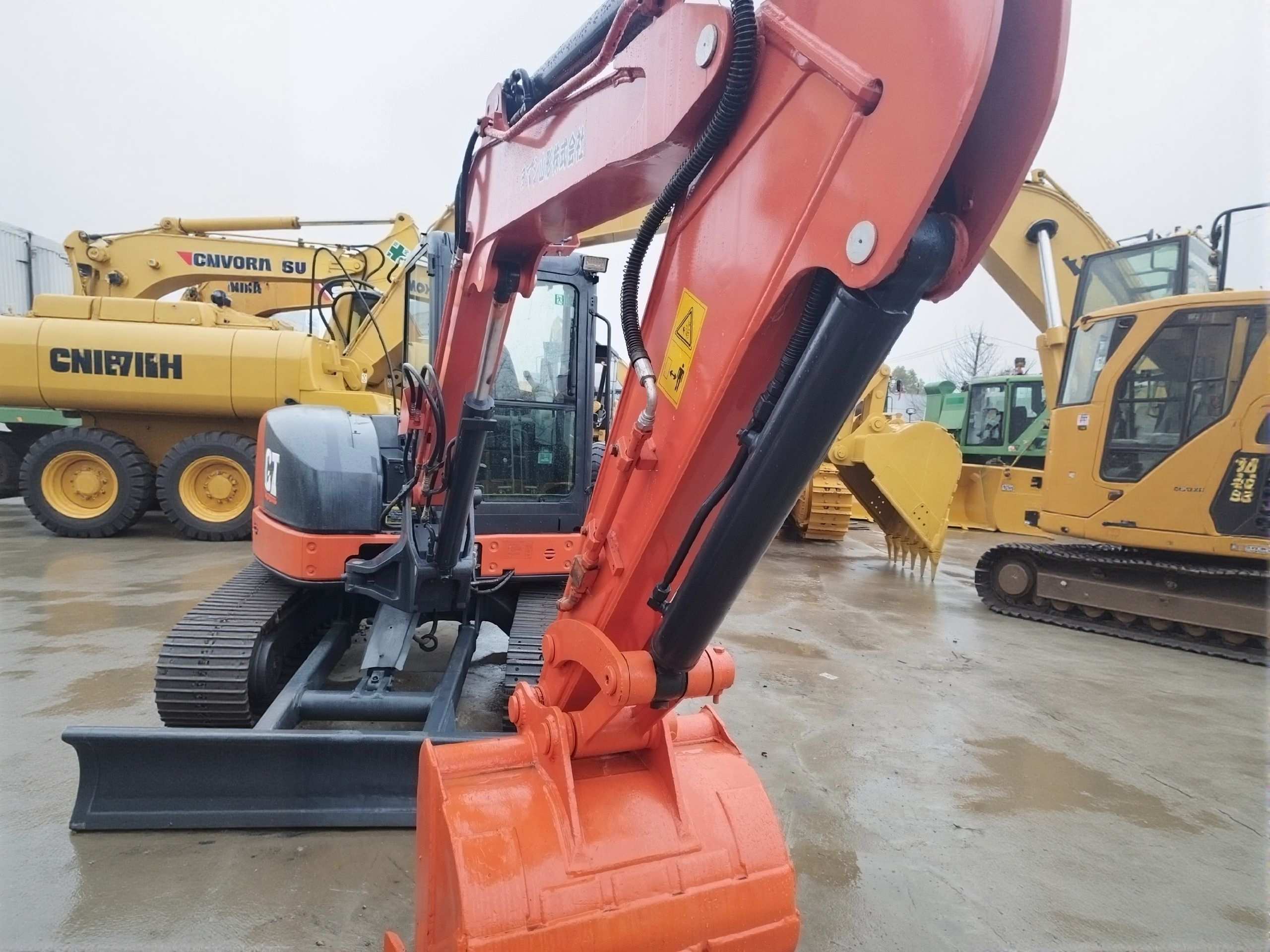 Used Hitachi ZX50 Crawler Excavator for Sale - 图片 3
