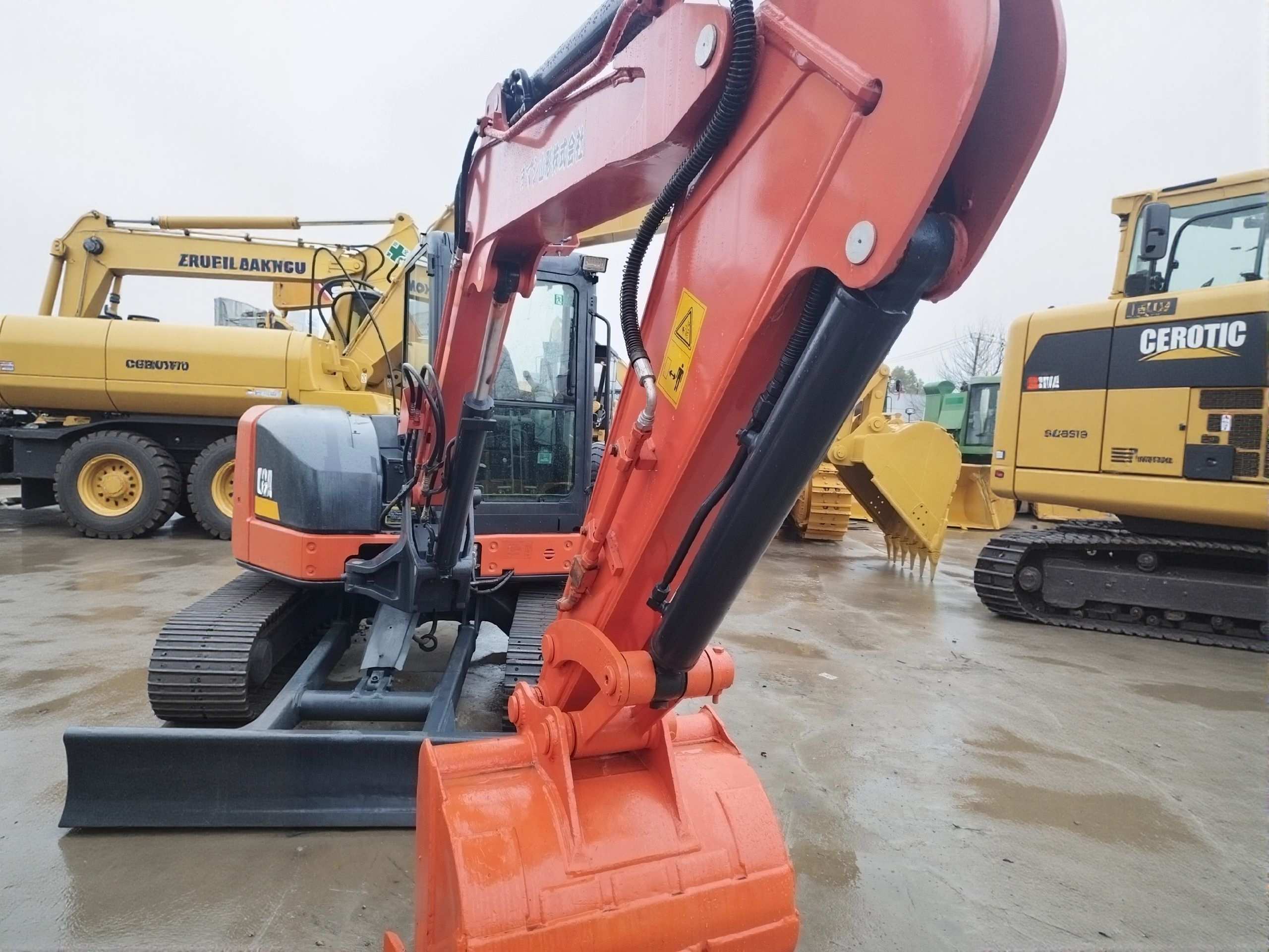 Used Hitachi ZX50 Crawler Excavator for Sale - 图片 6