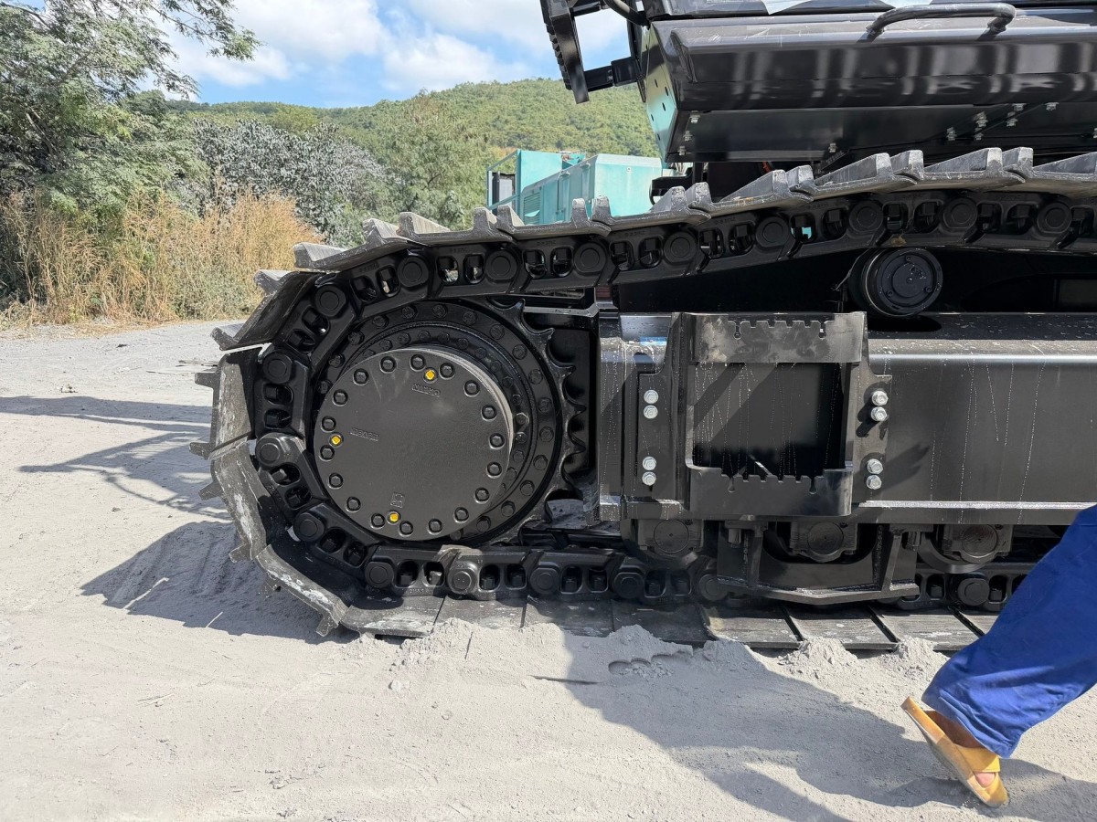 Used Hitachi ZX520LCH-6A Crawler Excavator for Sale - 图片 9