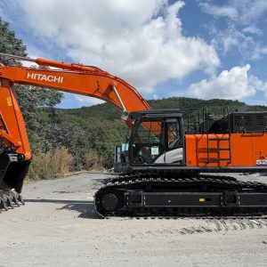 Used Hitachi ZX520LCH-6A Crawler Excavator for Sale