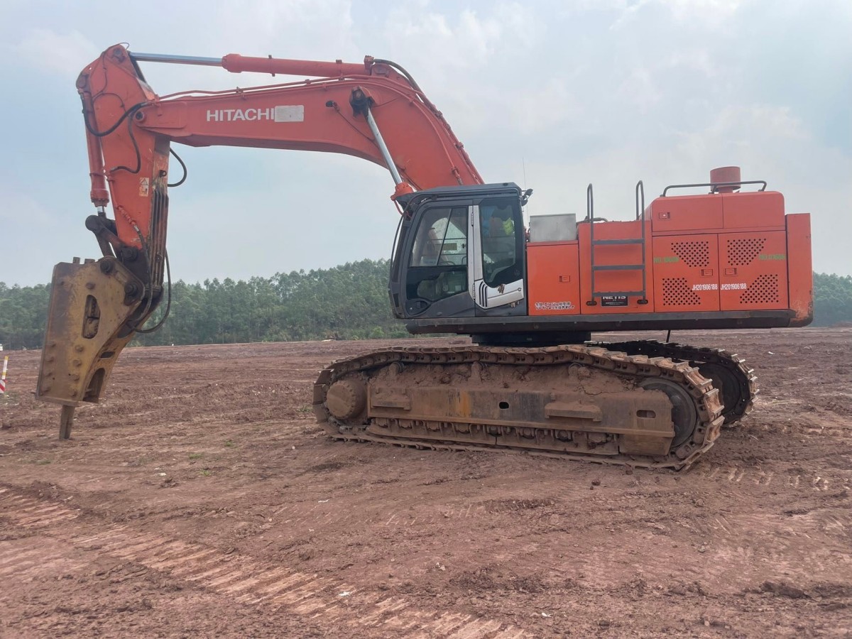 Used Hitachi ZX670LCH-5G Crawler Excavator for Sale - 图片 2