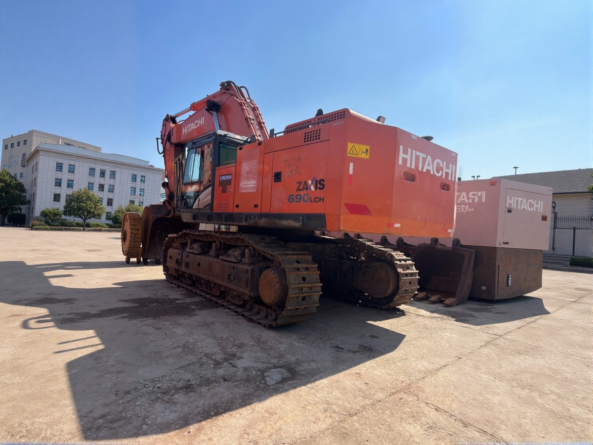 Used Hitachi ZX690LCH-7 Crawler Excavator for Sale - 图片 2