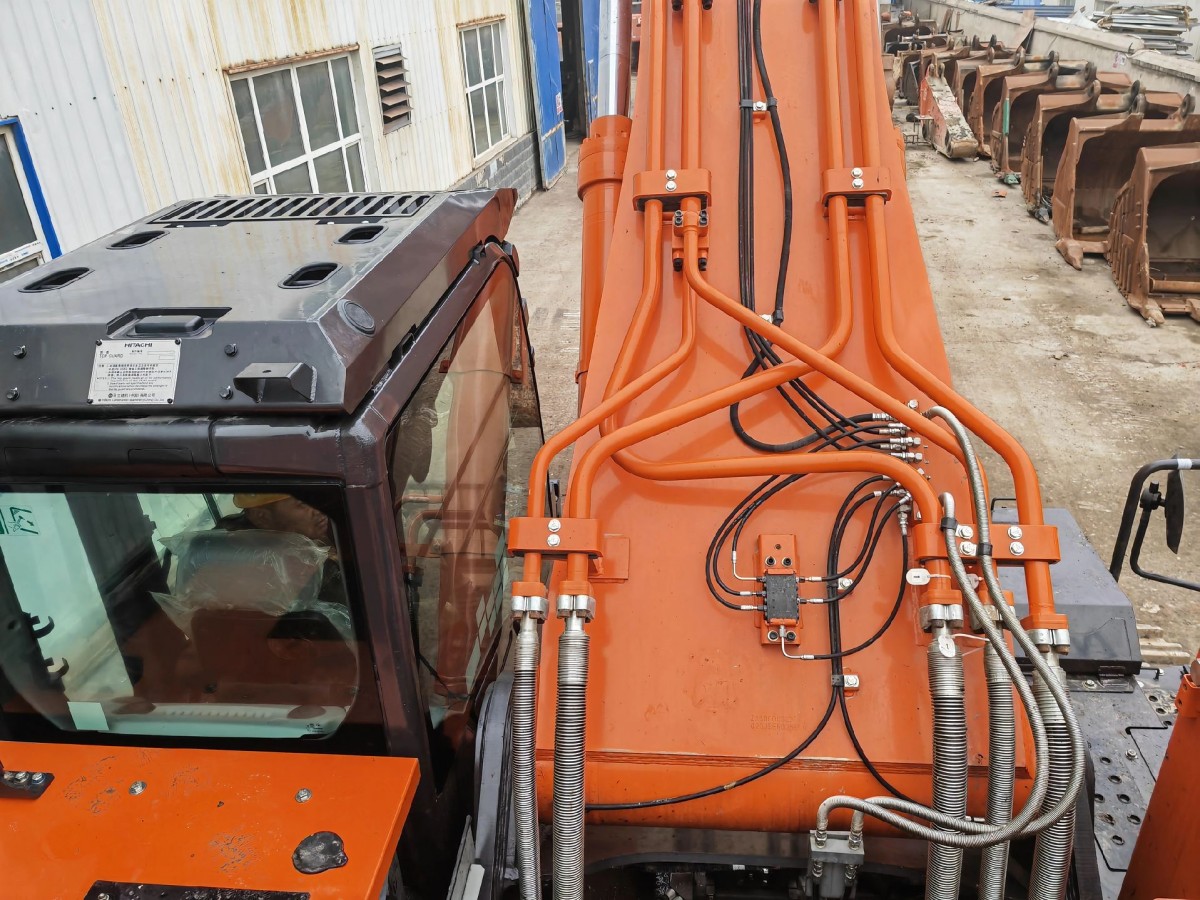 Used Hitachi ZX730LCH-6A Crawler Excavator for Sale - 图片 19