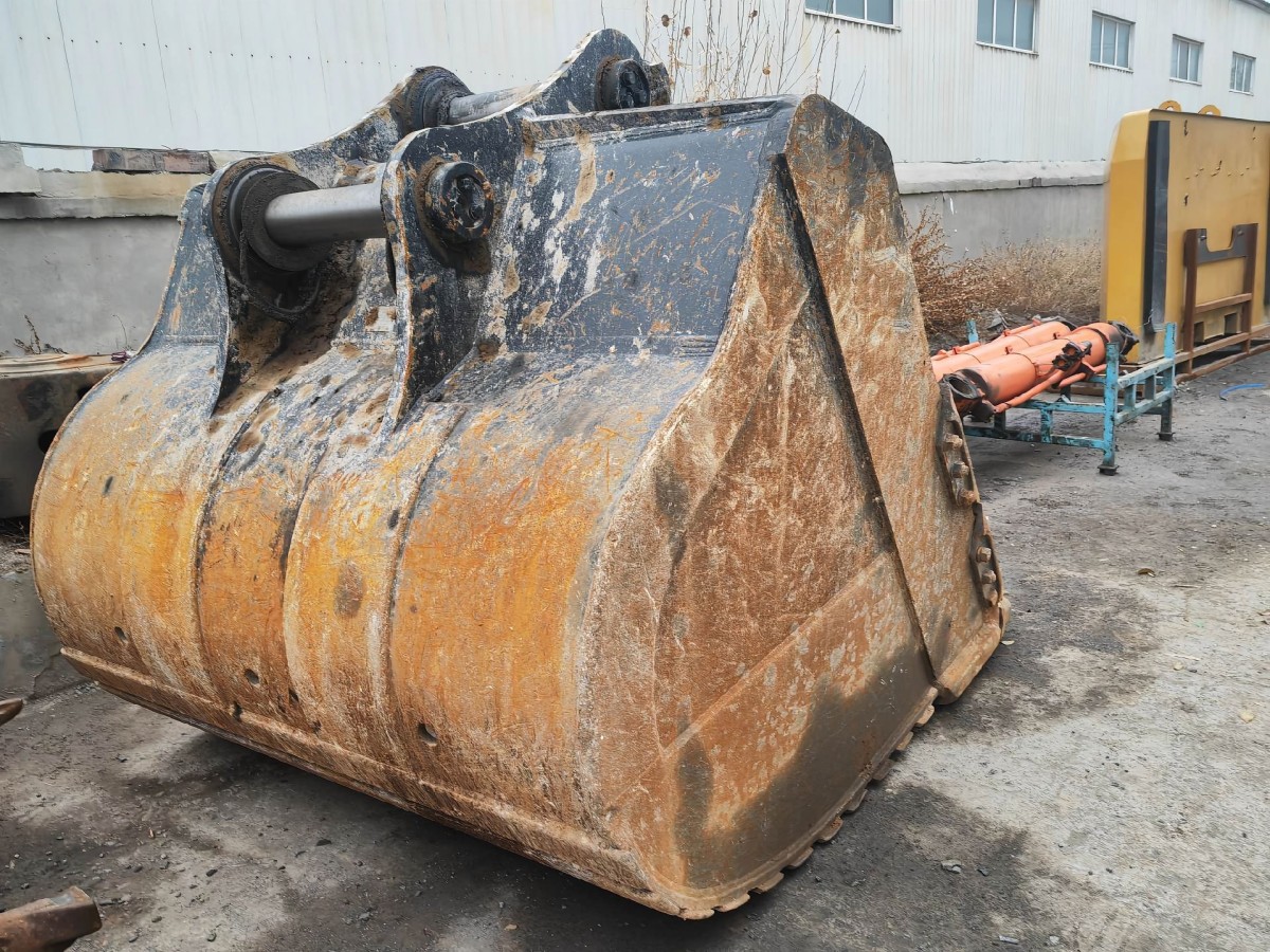 Used Hitachi ZX730LCH-6A Crawler Excavator for Sale - 图片 22