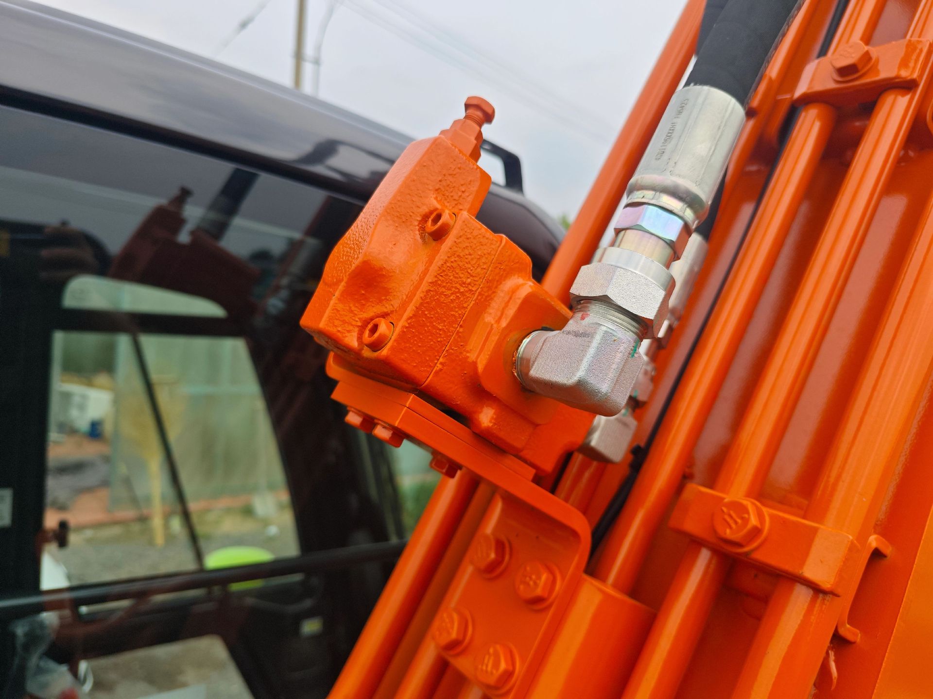 New Hitachi ZX75-6A Crawler Excavator for Sale - 图片 7