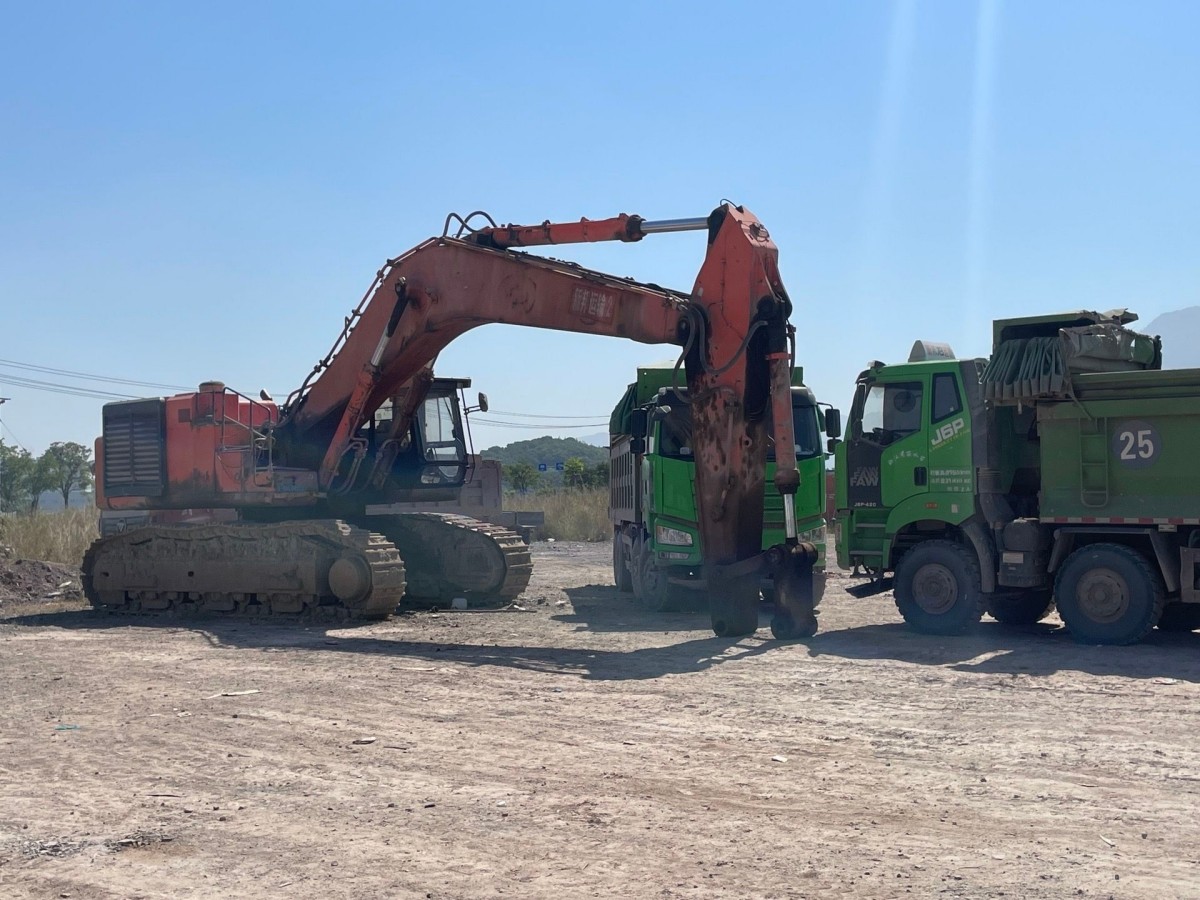 Used Hitachi ZX850-3 Crawler Excavator for Sale - 图片 4