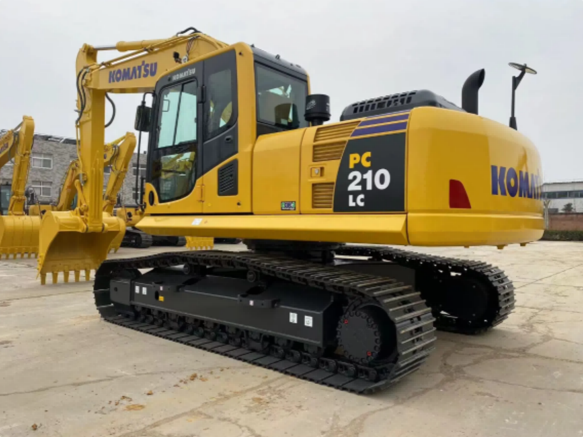 Used Komatsu PC210-8 Crawler Excavator for Sale - 图片 4