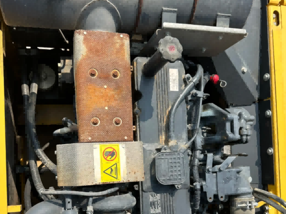 Used Komatsu PC300-8M1 Crawler Excavator for Sale - 图片 5
