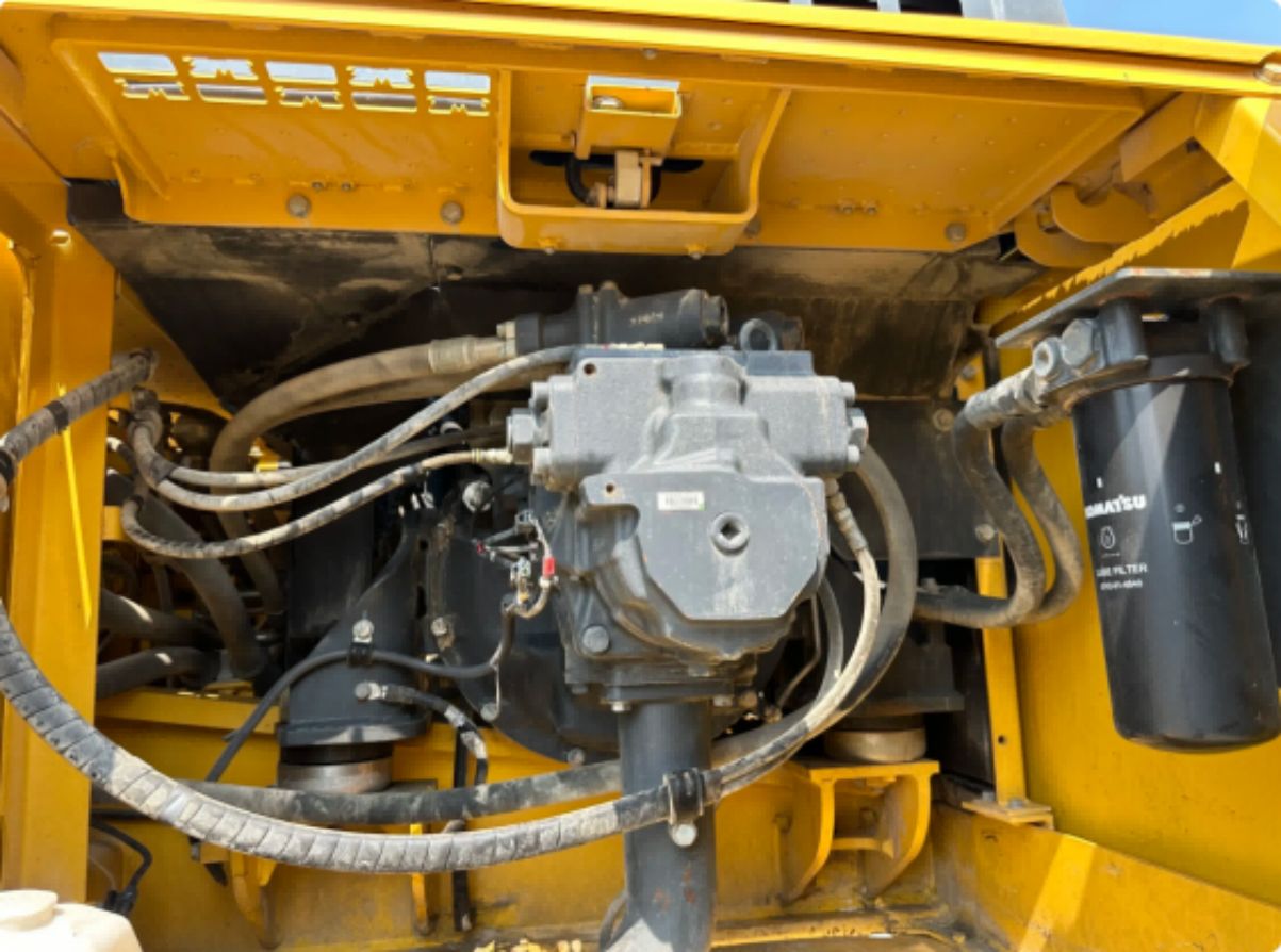 Used Komatsu PC300-8M1 Crawler Excavator for Sale - 图片 7